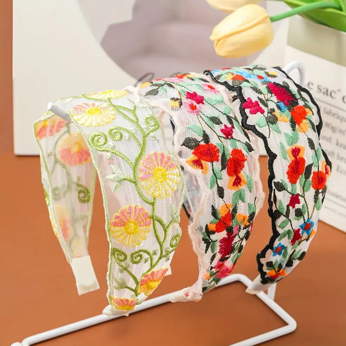 1pc Sommer Stickerei Blume Stirnband Mesh Ethnischen Stil Floral Stoff Breiten Rand Hohe Schädel Stirnband Süße Böhmischen Stil stirnband