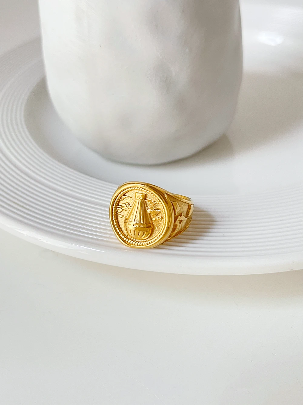 A Recipe' Skull Signet Ring – Castro Smith