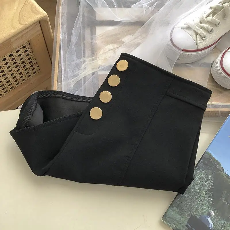 Korean Fashion High Waist Button Casual Shorts Woman 2023 Summer New Office Lady Elegant Commute Solid All-match Wide Leg Shorts