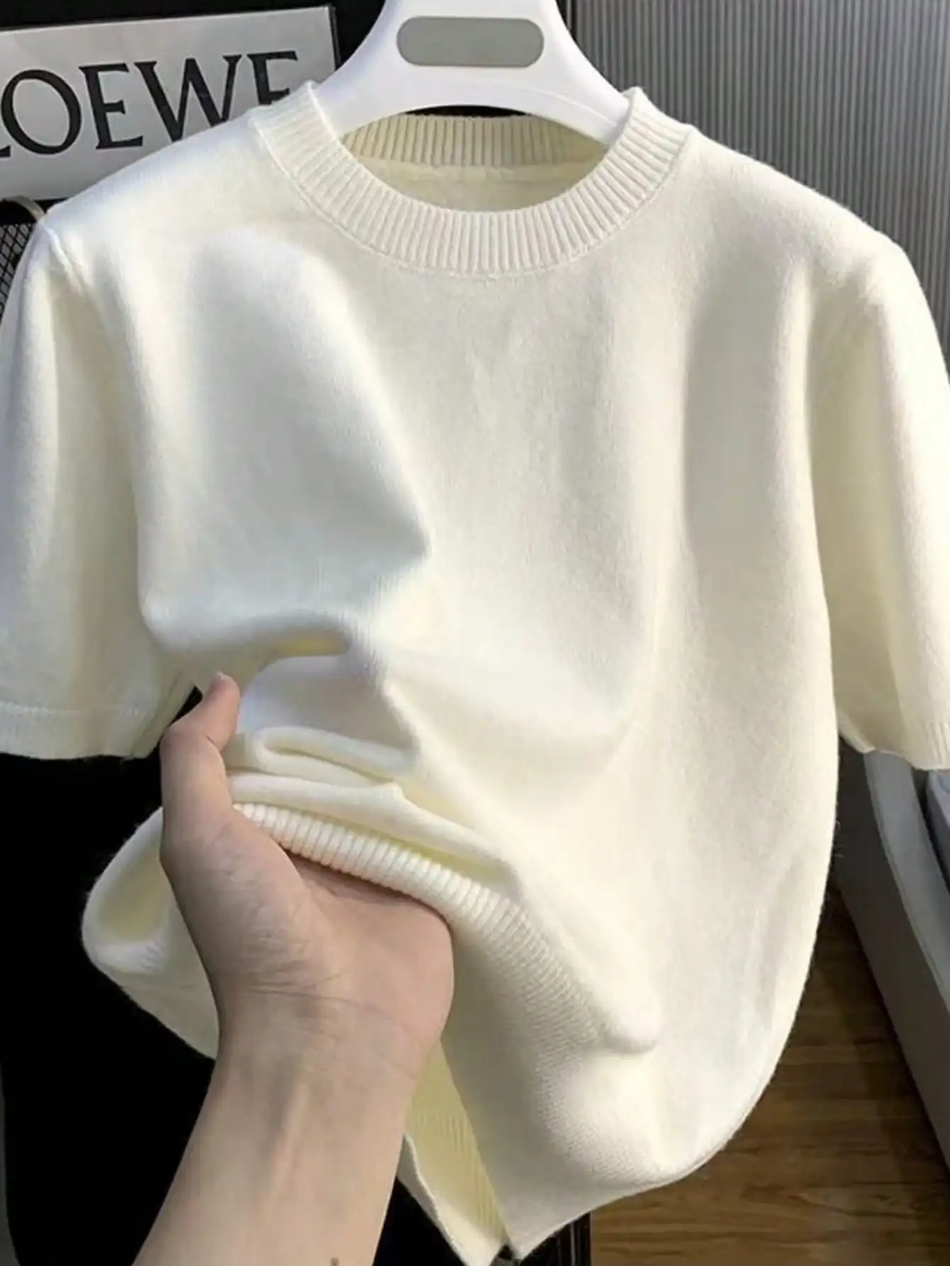 2025년 봄 신상, 심플한 컬러의 라운드넥 다용도 숏 가디건, 독특한 디자인 감각의 니트 베이스