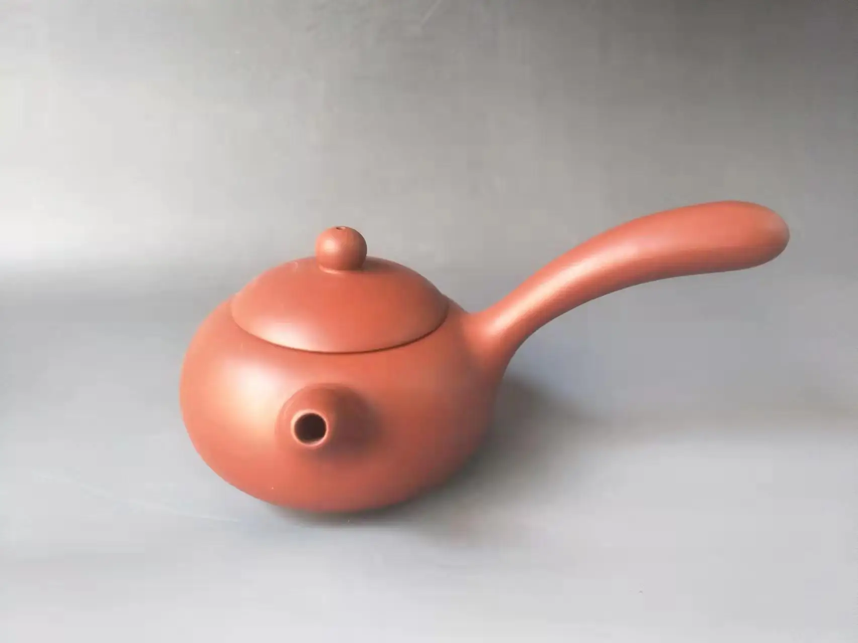 

Old Chinese Handicraft Enameled YiXing Zisha (red stoneware) Teapot,With handles, Free shipping