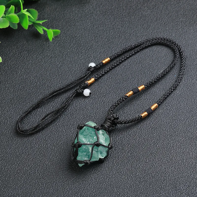 

Natural Green Fluorite Raw Stone Pendant Irregular Crystal Hand Woven Net Bag Necklace For Women Jewelry