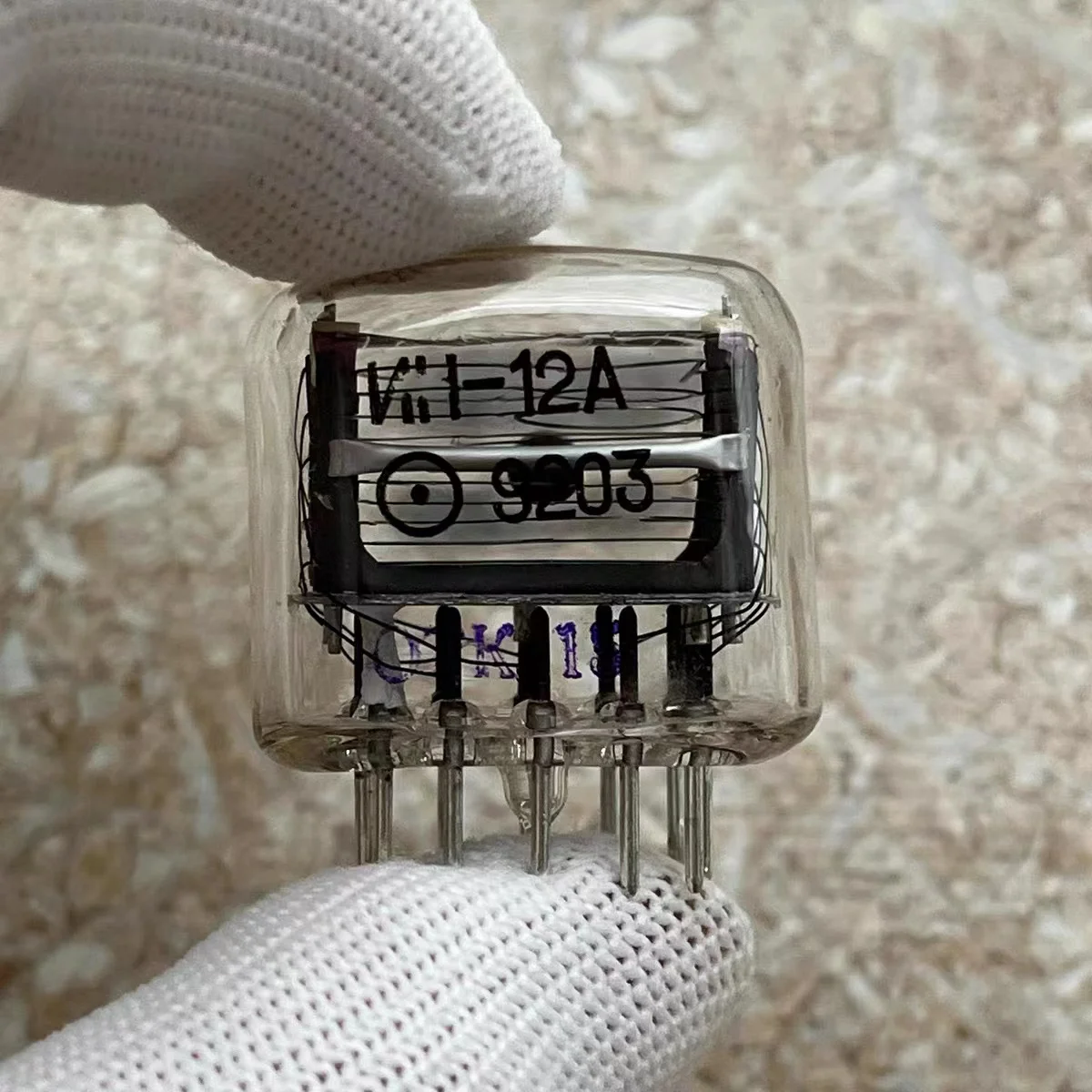 Nixie-Vintage Glowing Tube Clock, Button Battery, 5V, DIY Desktop Ornament, Punk Style, New, In12 New IN12 Nixie tube  