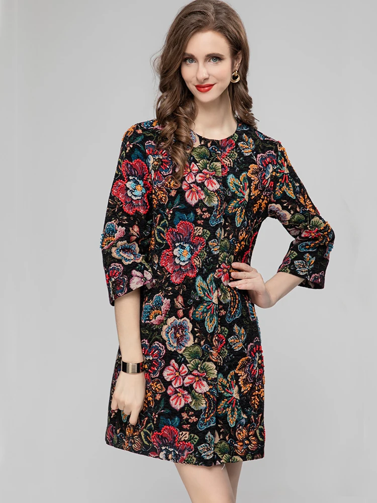 

Autumn Winter Women Coat Jacquard Floral Print and Beading Fashion Trench O-Neck Covered Bottons High Street Outwear