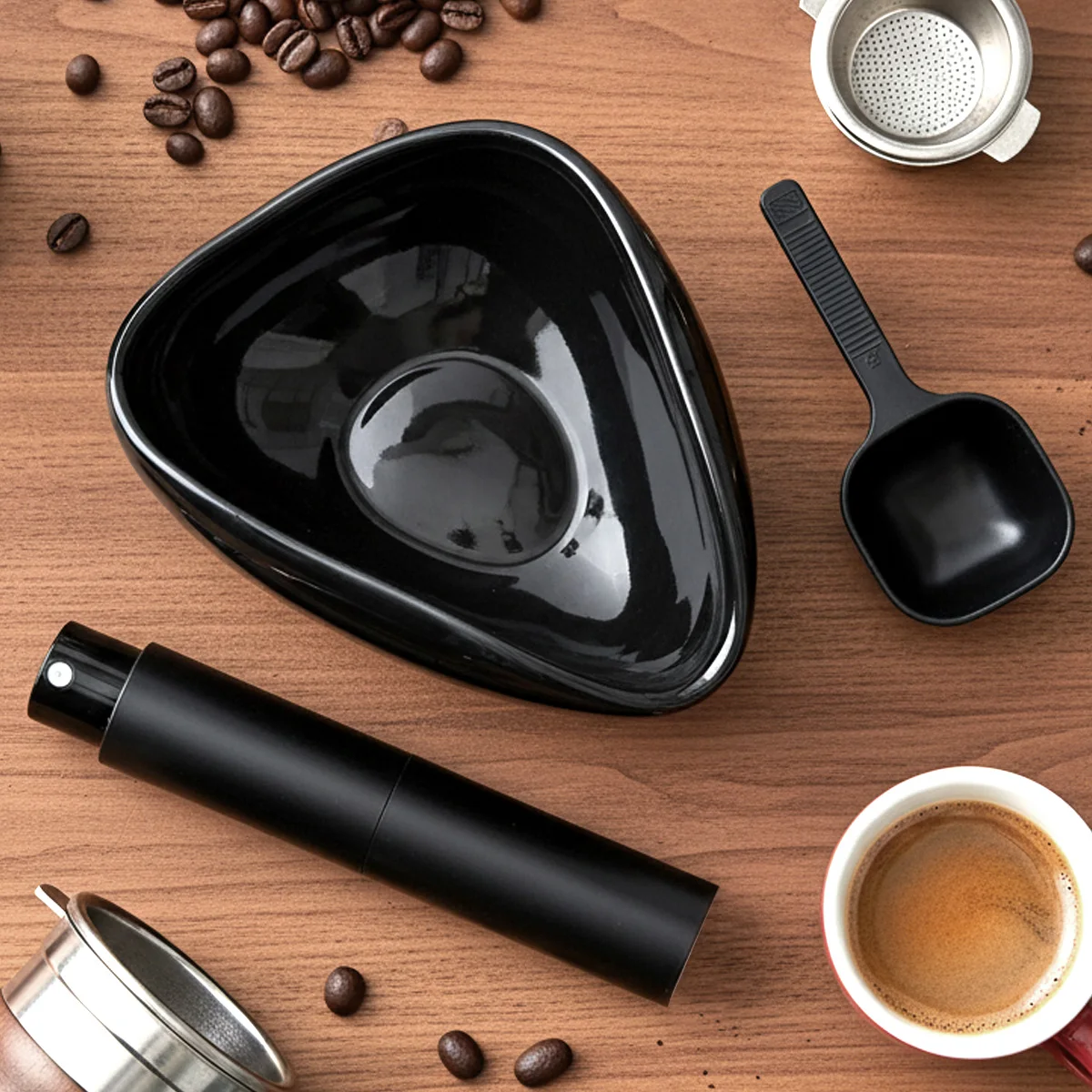 طقم كوب جرعات حبوب القهوة وزجاجة الرش - صينية سيرا...