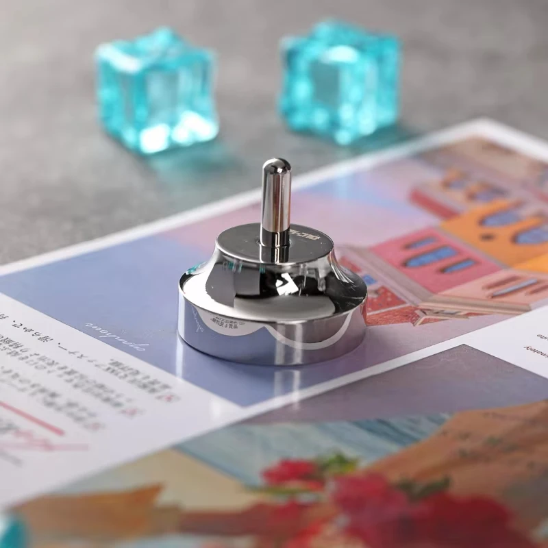 YAQI Stainless Steel Mens Shaving Razor Holder Razor Stand Mini Portable Shaving Tool Elegant Appearance High Quality Holder