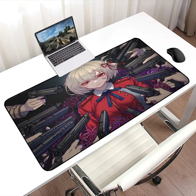 

Большой коврик для мыши для геймеров Lycoris Recoil, аксессуары для игрового ПК, нескользящий коврик, коврик для настольного компьютера, коврик дл...