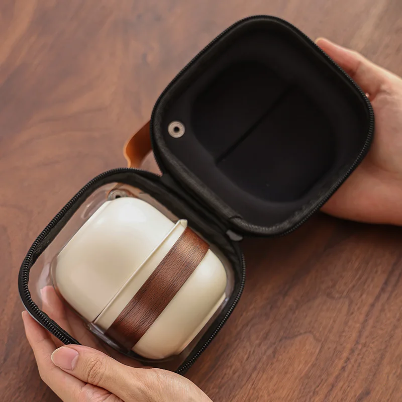 Portable Tea Pot Set, 1 Pot of 4 Cups Carry-on Bag, Can Be Used for Outdoor Leisure Trips and Family Gatherings, Tea Set Chinese
