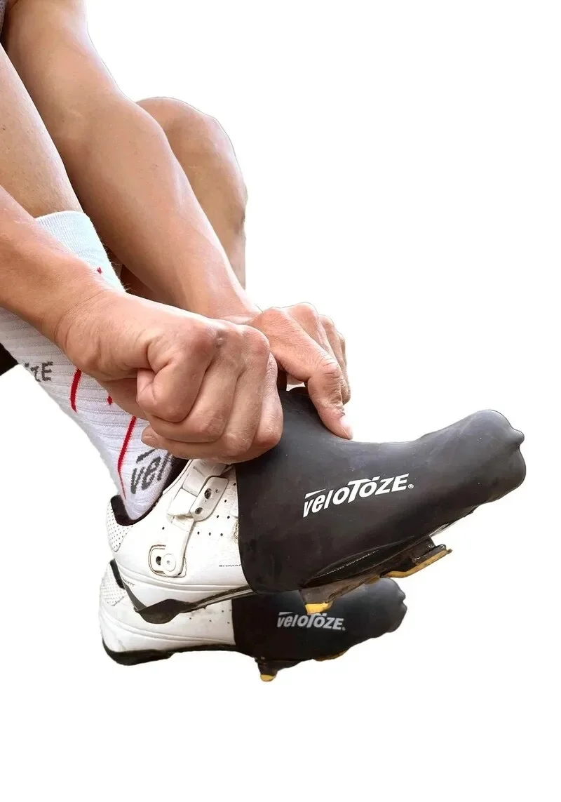 Silicone Snap-on Toe Covers for Road Cyclists Enhanced Warmth Men Women Spring Fall Chilly Conditions