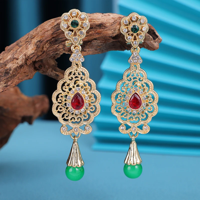 Boucles D'oreilles Pendantes Plaqué Or - Pierres Multicolores, Design élégant, Occasion