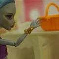 No doll H