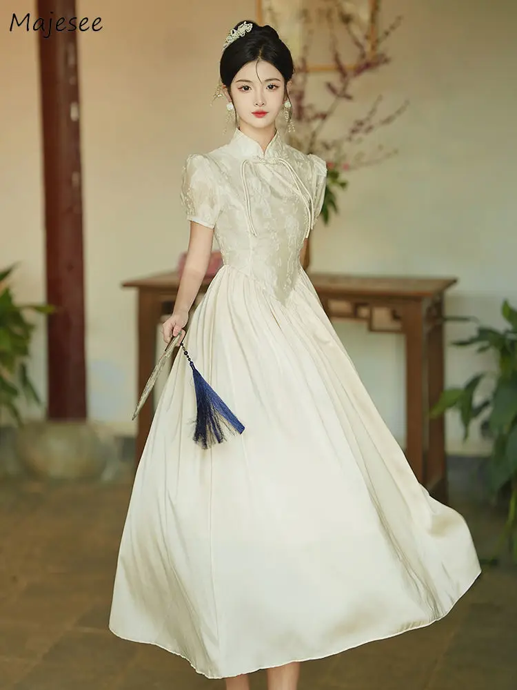 Elegant and Trendy Girls Fashion Beautiful Gowns