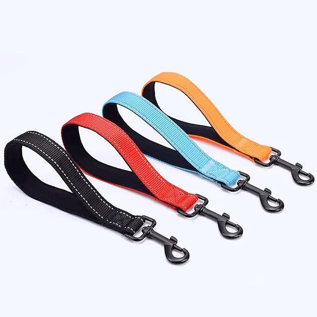Dog Leash 25cm Dogs Leashes Reflective Short Leash for Medium Large Dog Walking Soft Padded Handle Dogs Leashes Short Pet Chain 2