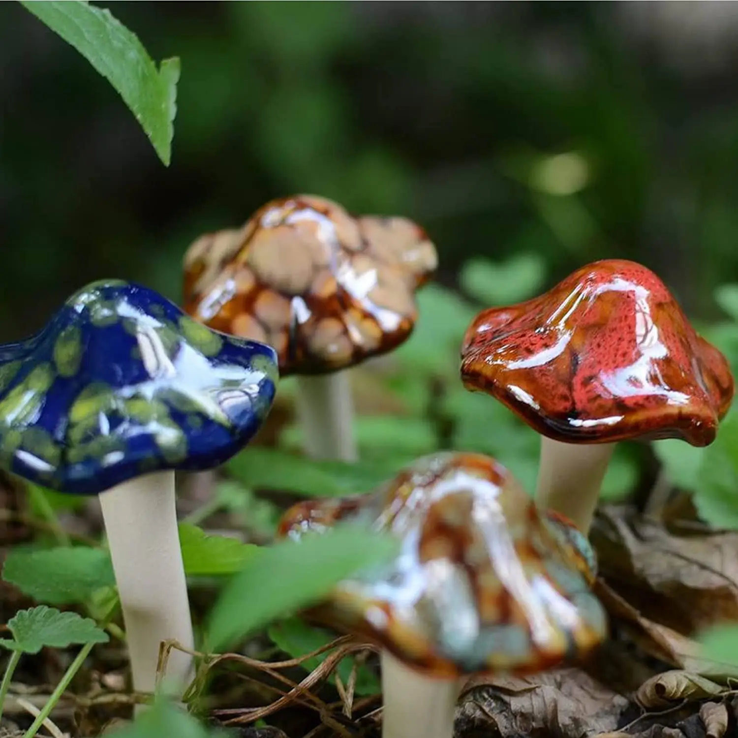 

Lovely Ceramic Mushroom Statue Decorated with Colorful Mushroom Garden Home Decoration Courtyard Outdoor Decoration