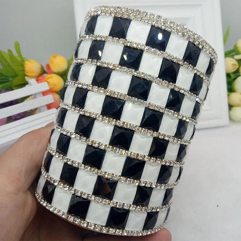Rhinestones Pencil Storage Box Bling Diamond Pen Holder Beauty Brush Storage Bucket Desktop Makeup Organizer Office Supplies 4