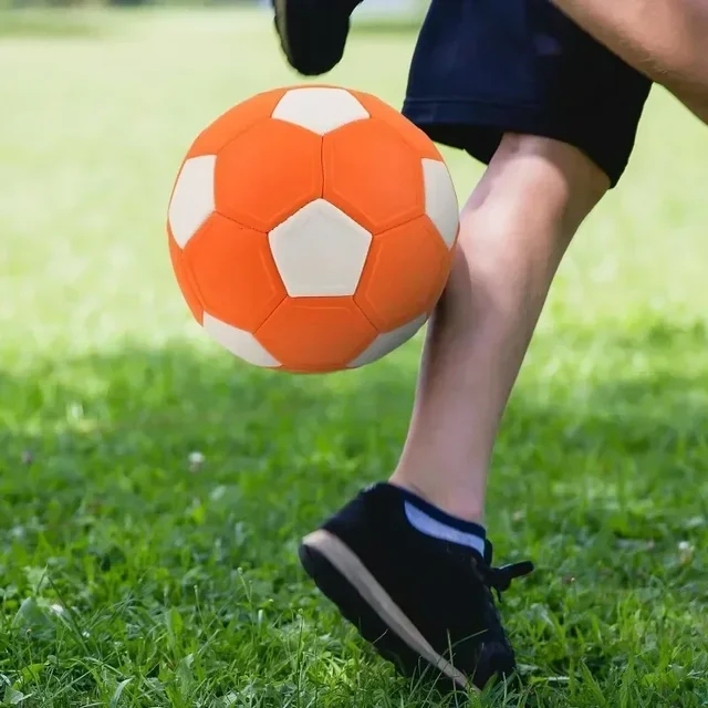 Portable Curve Football – Reusable Sizes 3, 4, 5 for Indoor & Outdoor 4