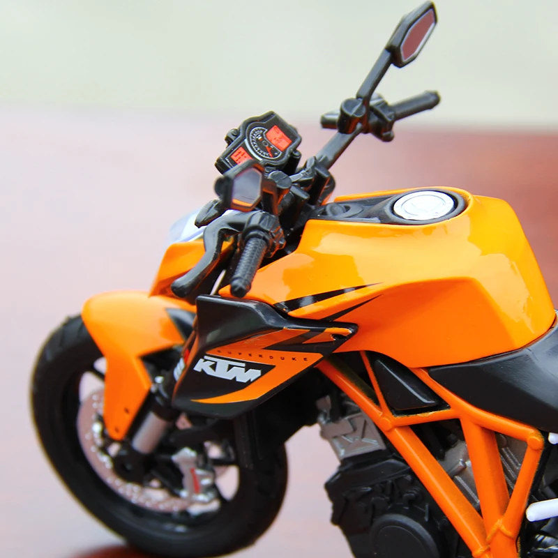 Maisto 1:12 KTM 1290 Super Duke R modello di Moto statico Die Cast