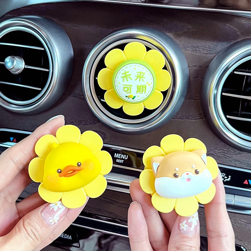 

New Car Aromatreatment Creative Cartoon Cute Pet Small Garden Air Outlet Rotating Fan Leaf Air Freshener Decorative Accessories
