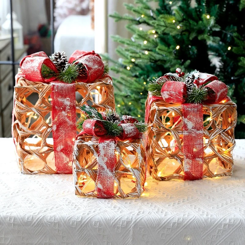 

3pcs Christmas Gift Iron Art Gift Box Three-piece Set Scene Layout Duitou Hotel Window Decoration Gift Props Christmas Ornaments