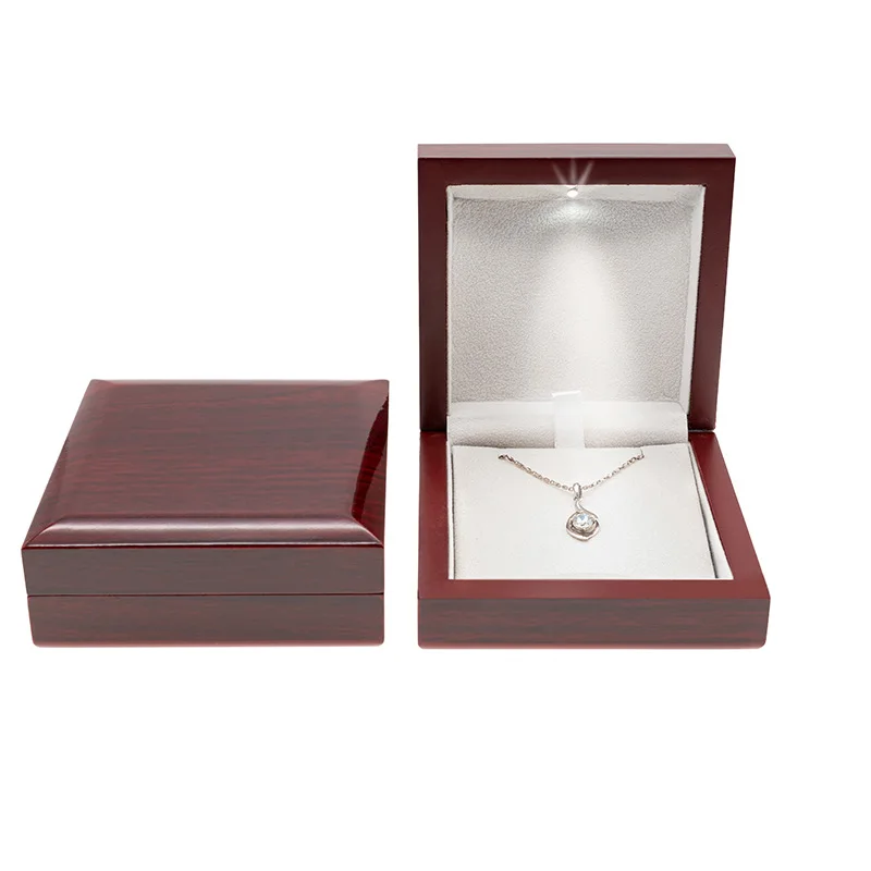 Wooden Jewelry Box with LED Lamp Wine Red Clover Bracelet Earring