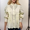 بلوزة نسائية ربيعية على الطراز الفرنسي على شكل زهرة مفرغة من الدانتيل وياقة ثابتة وزر قميص