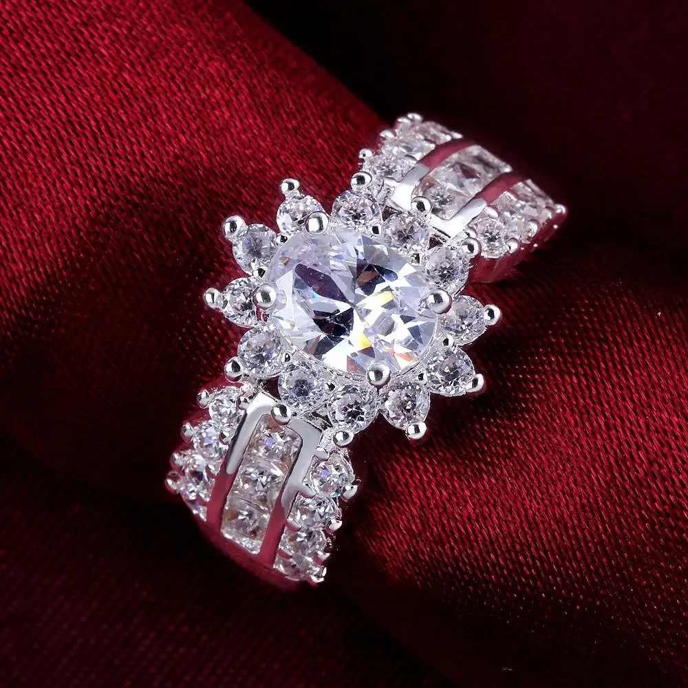 

Hot 925 Sterling Silver noble moissanite diamond rings For Women Fashion Party wedding Jewelry Girl luxury Charm Holiday gifts