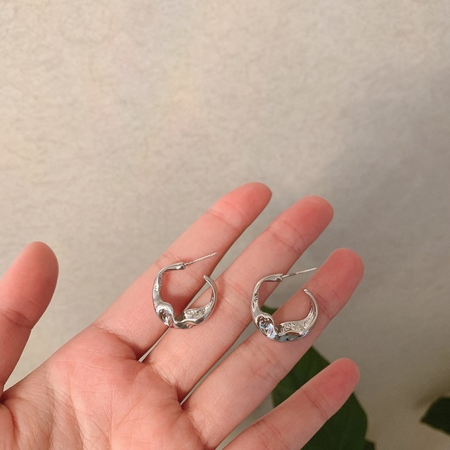 Hoop Earrings for Women Statement Vintage Punk Heavy Metal Circle Round Gold Earrings Fashion Jewelry Gifts