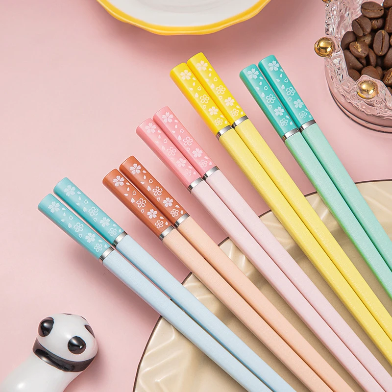 

Cute chopsticks with cherry blossom petals pattern, non-slip chopsticks, eco-friendly food chopsticks, 1 pairs