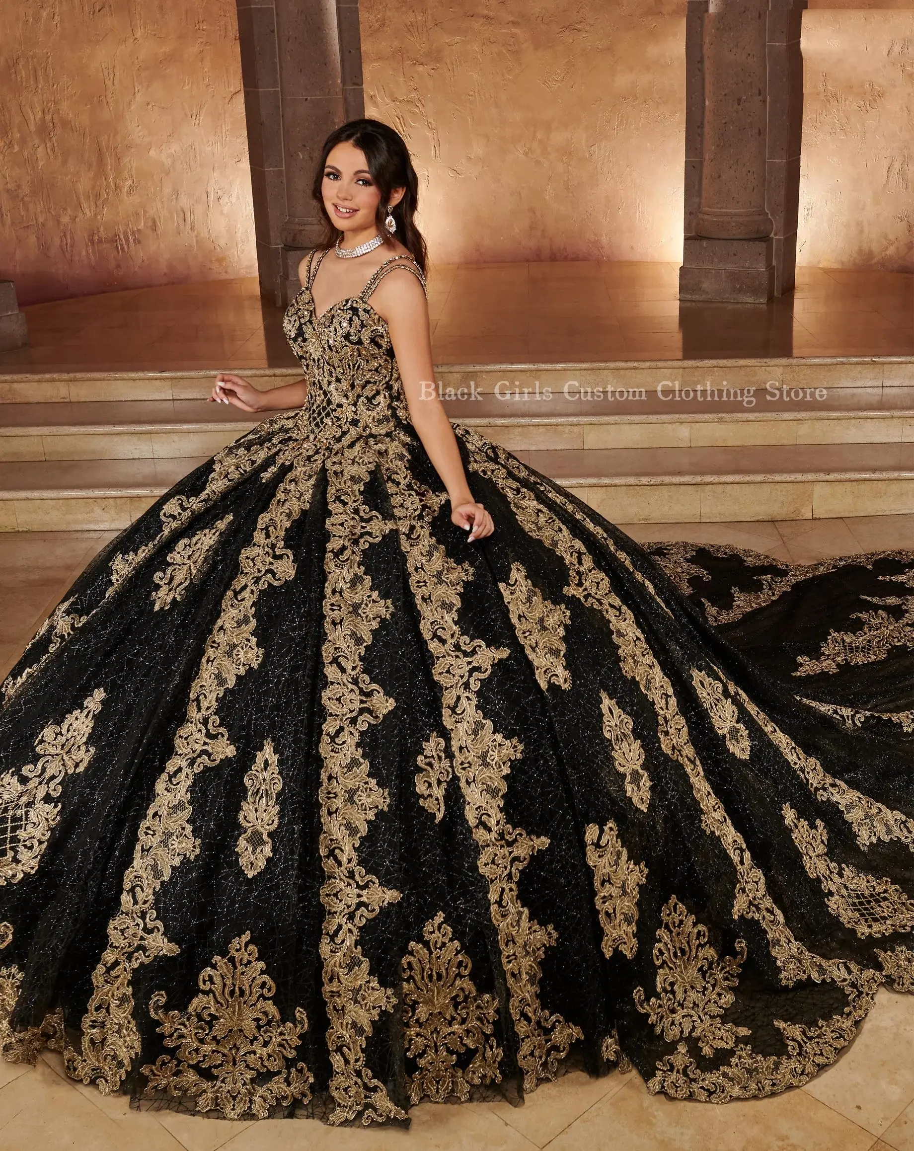 Customised Delicado Halter Quincenara Dresses Black Sheath Gold Applique Boning Corset Sparkling Sweetheart 16 vestidos de gala