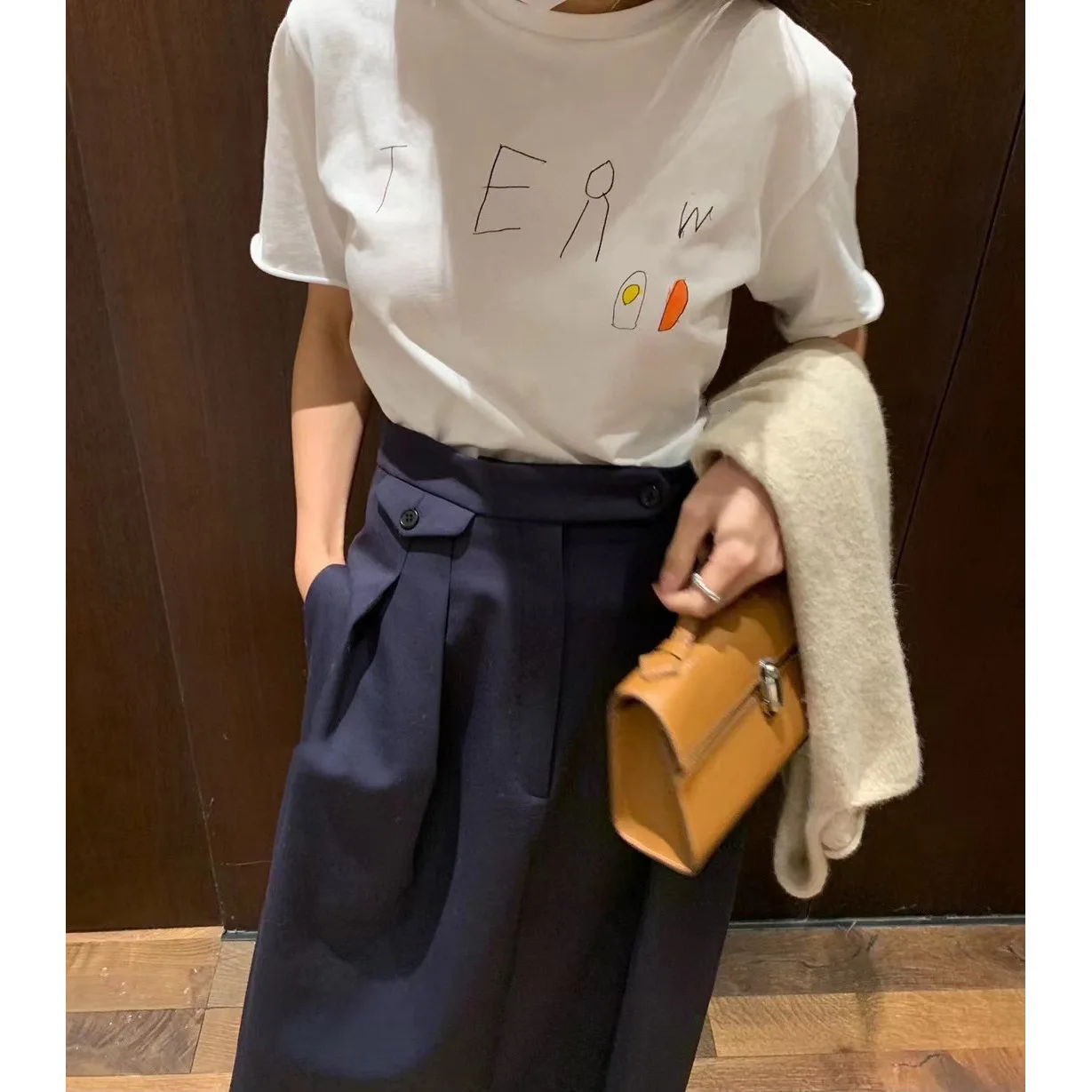 

Spring/Summer 2023 Hand-painted Graffiti Letters Cotton Comfortable Curling Thin Short casual T-shirt Women Tops