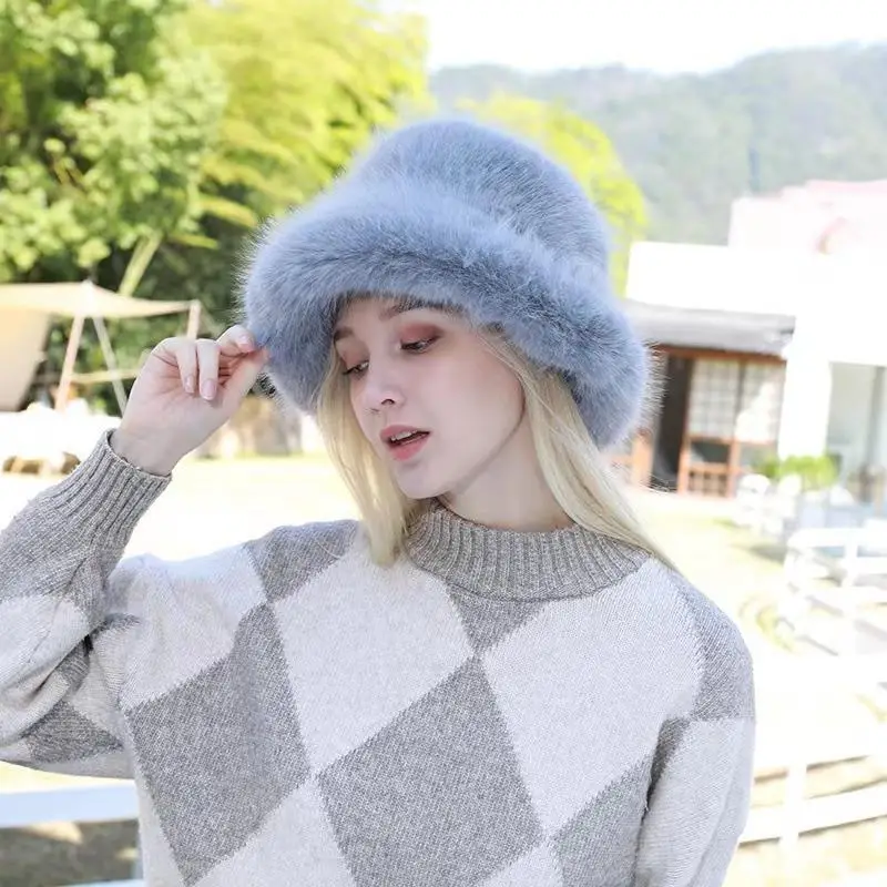 

Women Fur Hats 2022 Thicken Warm Furry Faux Fur Flat Top Caps Winter Russian Casual luxury skullies beanie