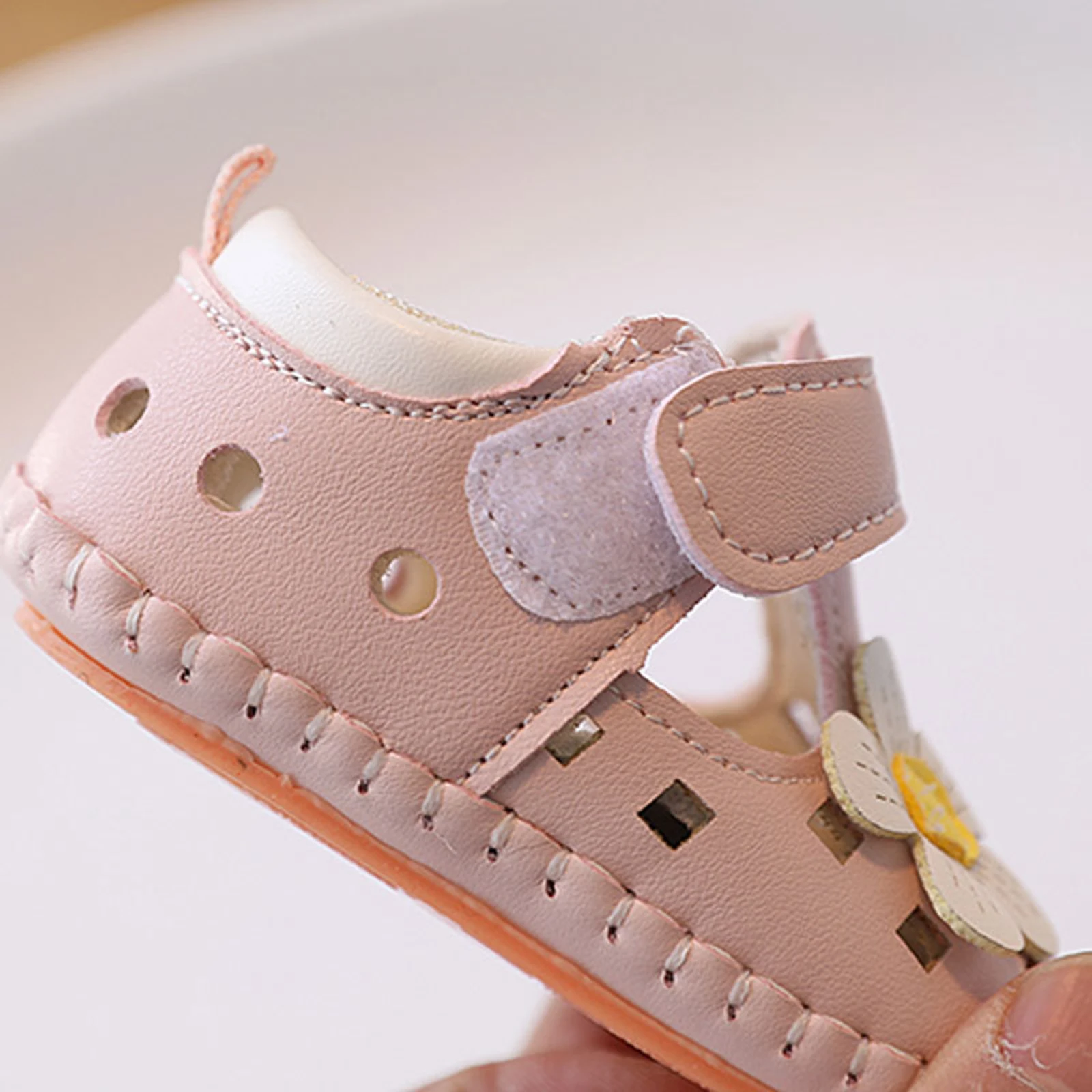 Infant baby girl sandals flower closed toe soft sole sandals cute breathable hollow out walking shoes for daily travel