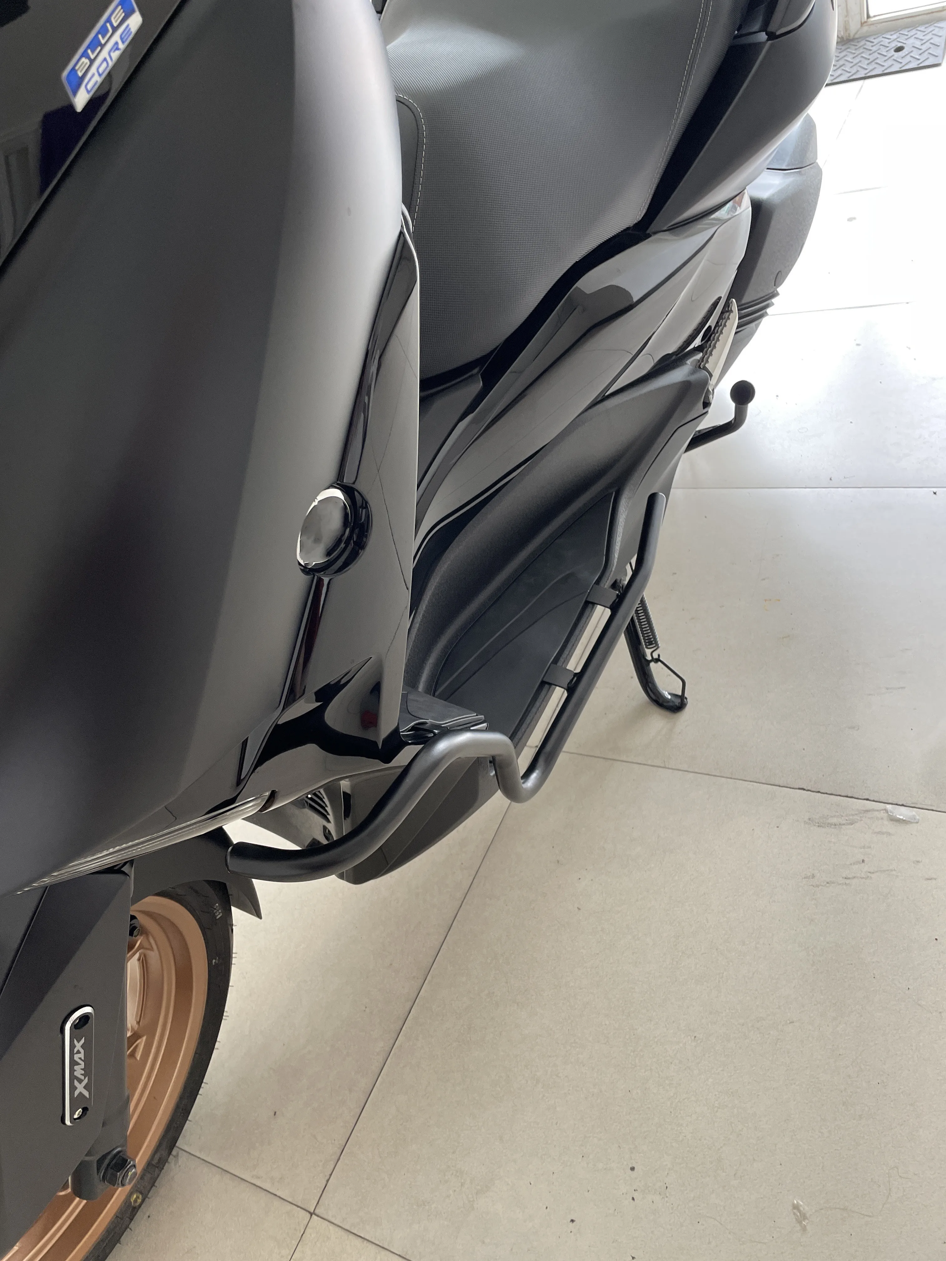 Modified Motorcycle 2025year xmax300 left right side guard bumper