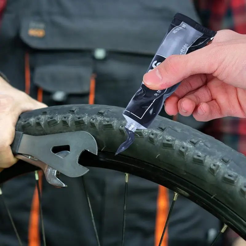 Motorcycle Engine Sealant High-Temp Resistant Engine Case Sealant Long-term Cylinder Gasket Repair Sealant For Gearbox Repair