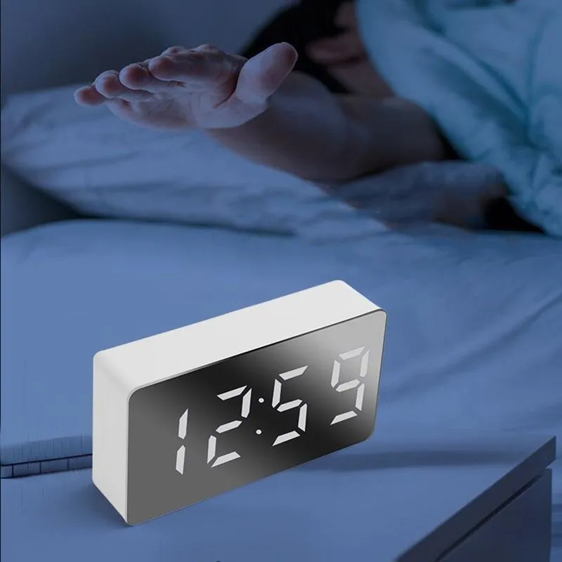 Description Picture 5 of item7*4cm Mini Digital Alarm Clock TEMP Date 3 Alarms Night Mode Power-off Memory Table Clock USB Powered Always On 12/24H LED Clock
