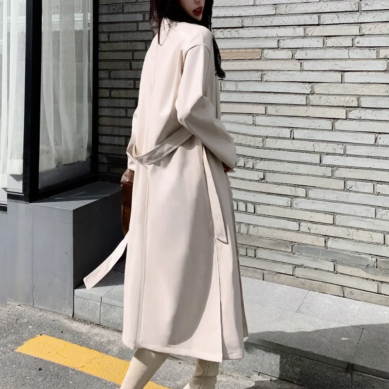 Рисунок 3 - Женский длинный жакет из искусственной кожи