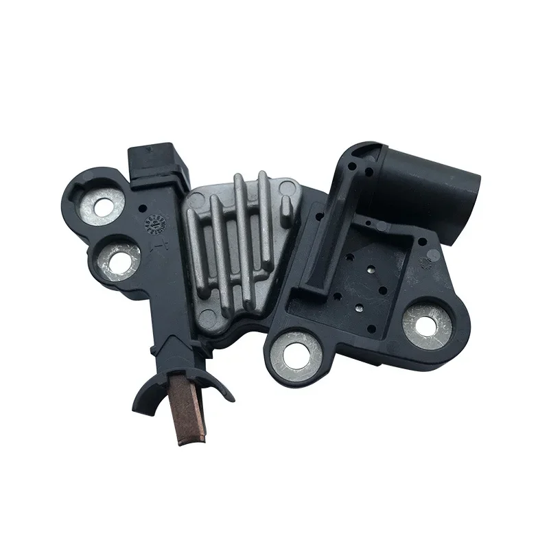 

Suitable for 520 525 X1 F00M346112 0125813002 Automotive Generator Regulator