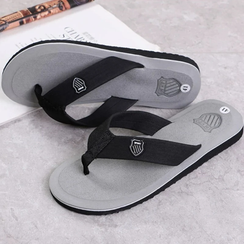 Flip Flops Casual Men Slippers Flip Flops Beach Sandals Summer Non-Slip Flat Slides Indoor House Shoes