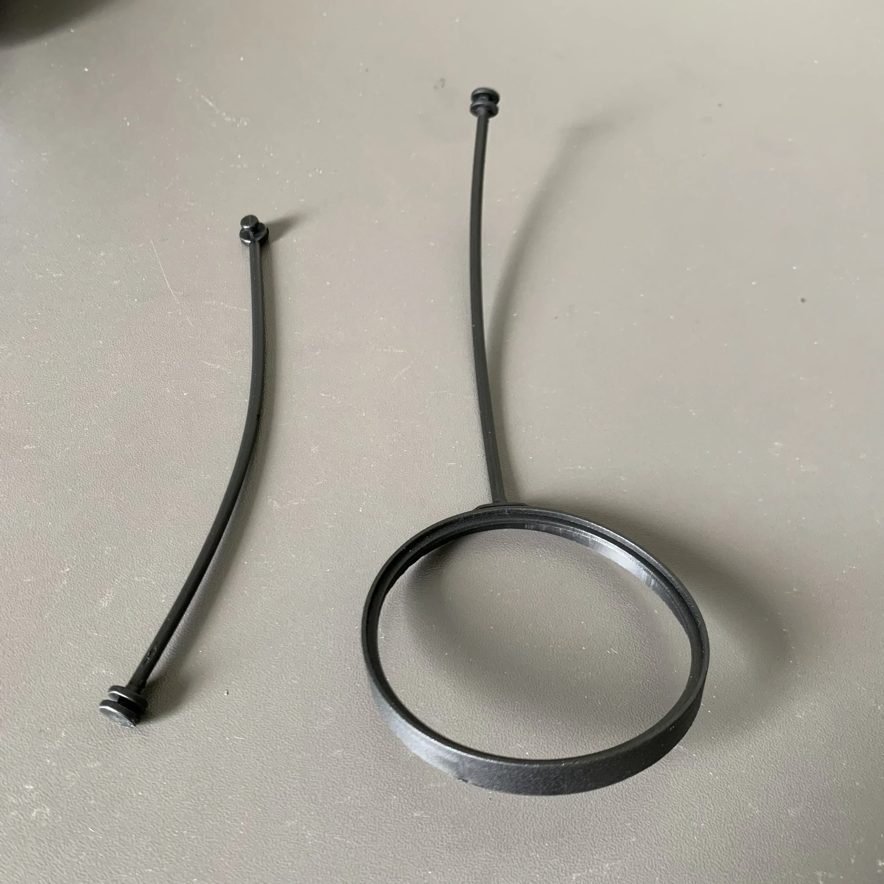 Fuel Tank Cover Fuel Cap Fuel Tank Cap Car Fuel Tank Cap Cover Line Cable Rope Ring Petrol Diesel For BMW F02 F10 F15 F20 F25 F30 F34 E46 E60 E70 E84 E90 16117193372