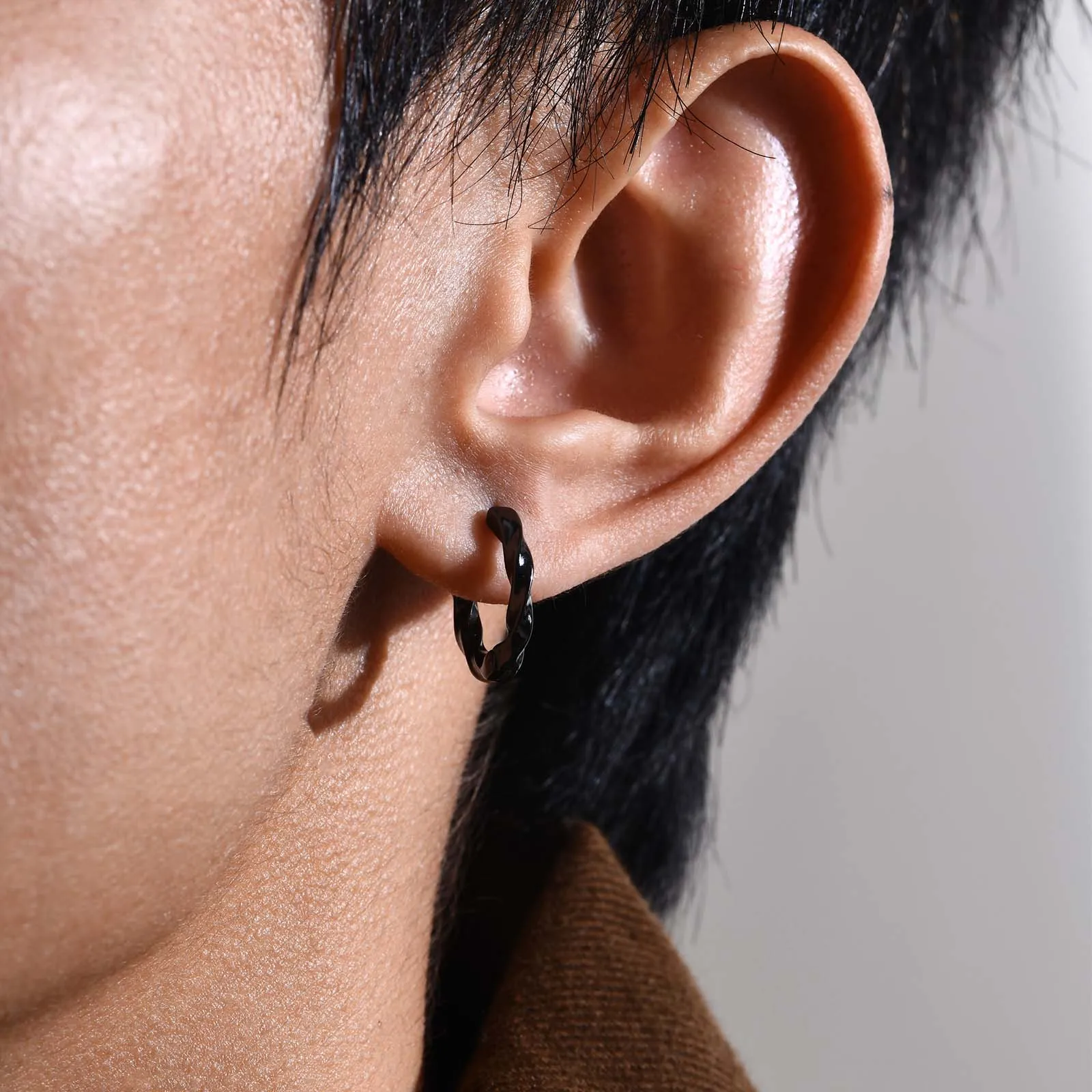 Men's Twisted Mobius Hoop Huggie Earrings,Minimalist Metal Geometrical Strip Earring Jewelry Gift to Him