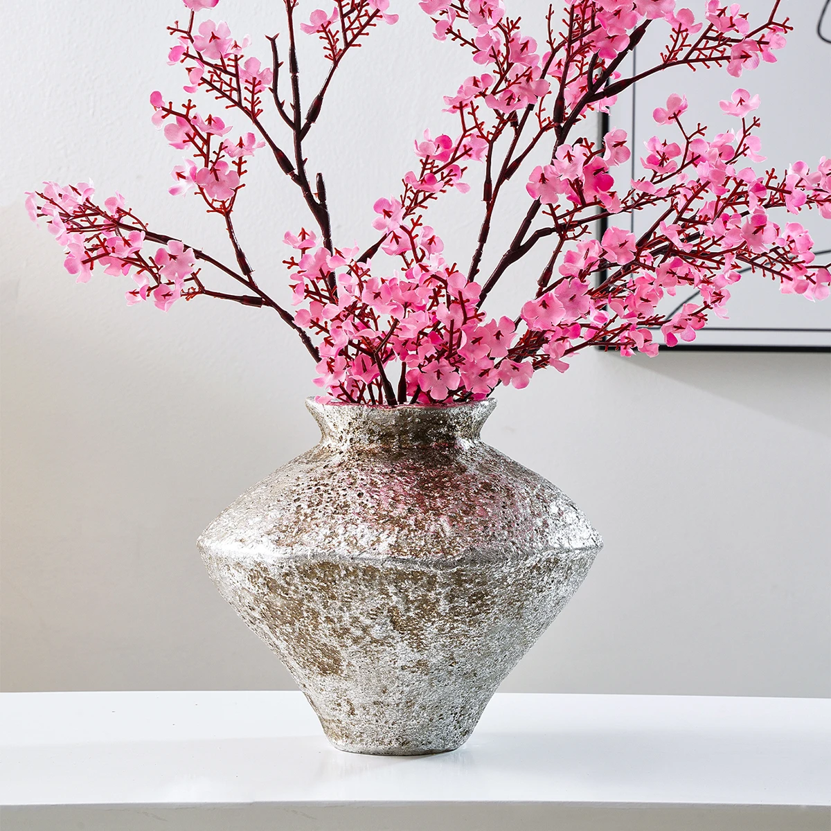 1PC, a retro earthenware jar shaped decorative vase, an antique resin material silver earthenware jar home decorative vase