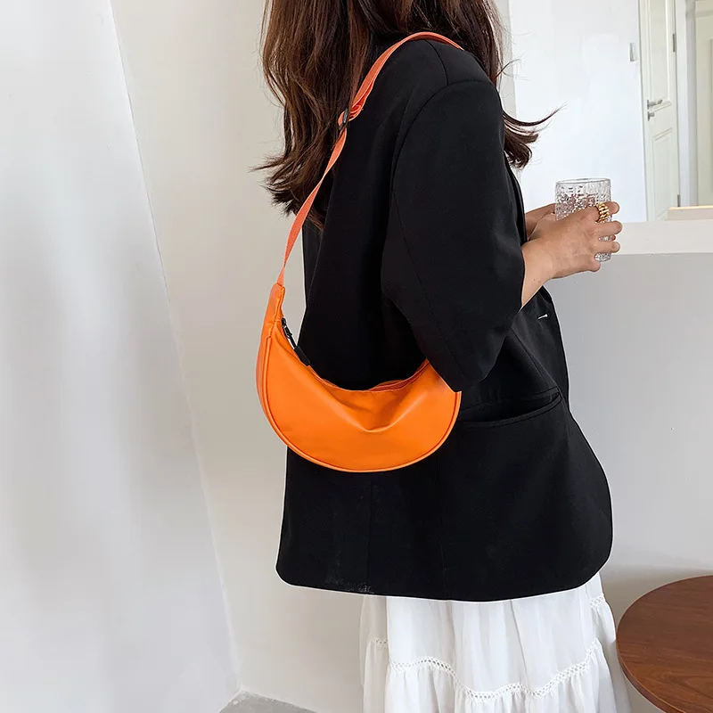 

Simple Hobos Bag Fashion Nylon Women's Handbag Travel Underarm Shoulder Bags Crossbody Bag Zipper Women Bag Day Clutch Sac Femme