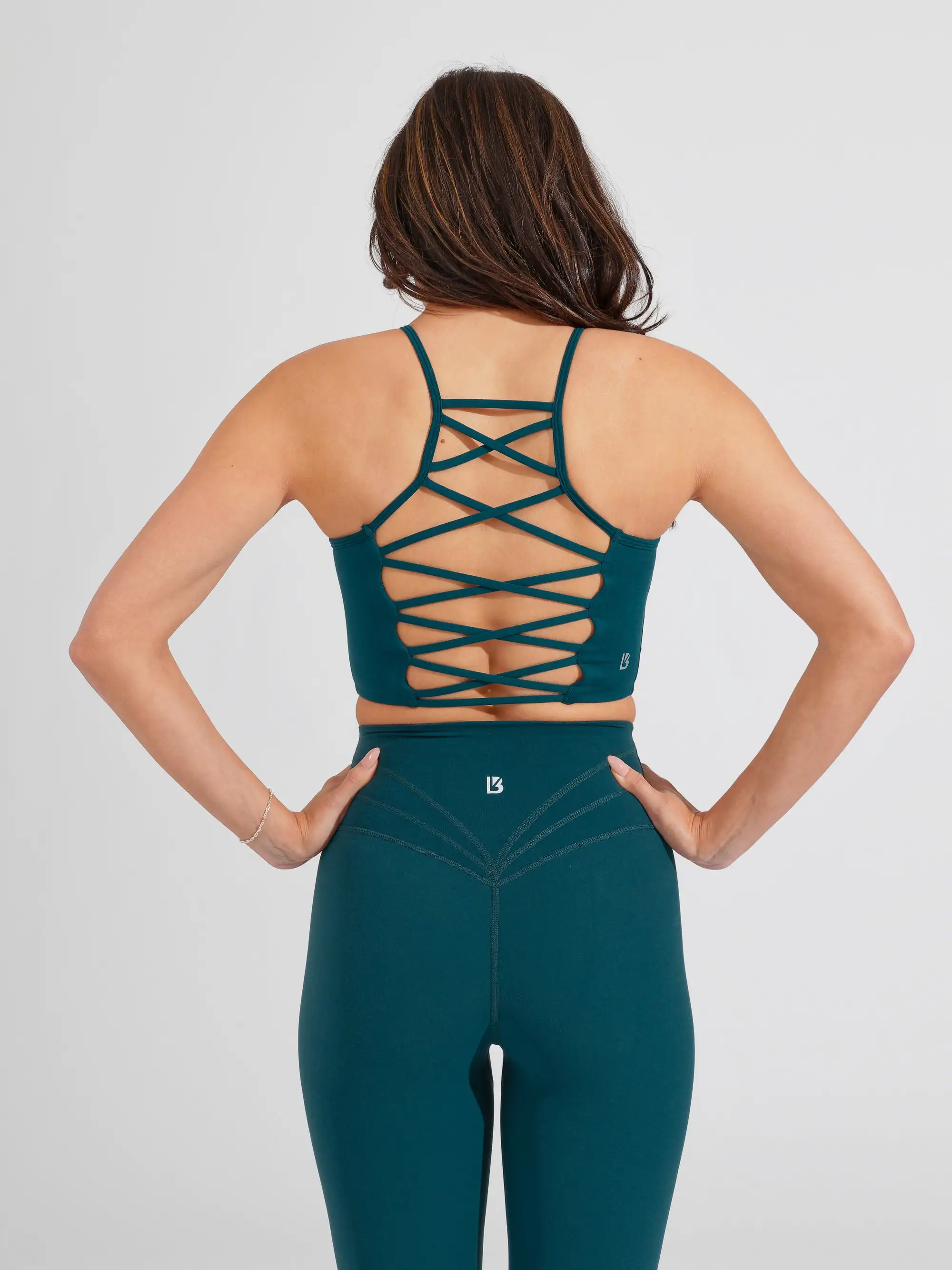 Buffbunny Bra Sports Women Cross Sexy Tops Yoga Fitness Beauty Back Elastic Breathable Running Workout Female Gym Bras Underwear