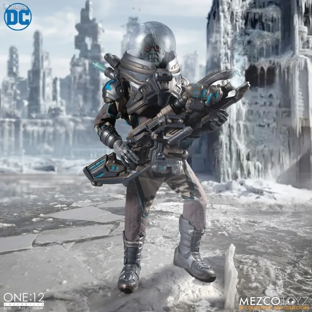 Original Mezco Mr. Freeze 1/12 Action Figures One:12 Collective Comics Deluxe Edition Nuovissimo Modello Di Ornamento Giocattolo Da Collezione