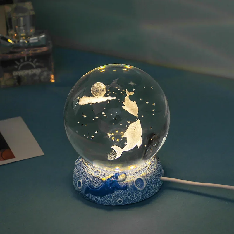 

Creative 3D Carved Crystal Ball Night Light Luminous Resin Ornaments Marine Organism Desktop Decoration