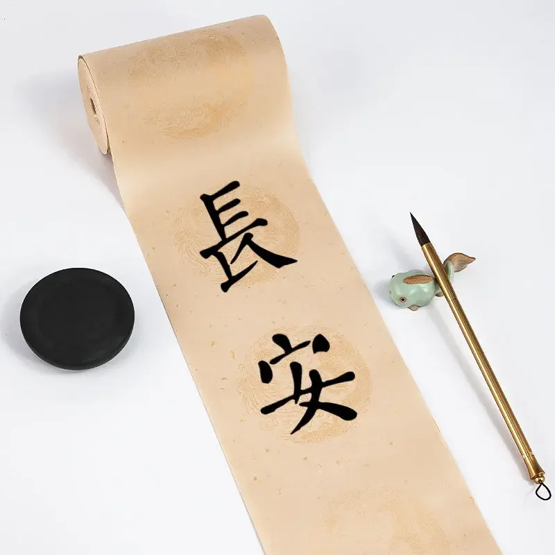 롤 캘리그래피 페인팅 쉬안 종이 금박 중국 쌀 종이 중국화 반숙 생 쉬안 종이 용 무늬가 있는 종이