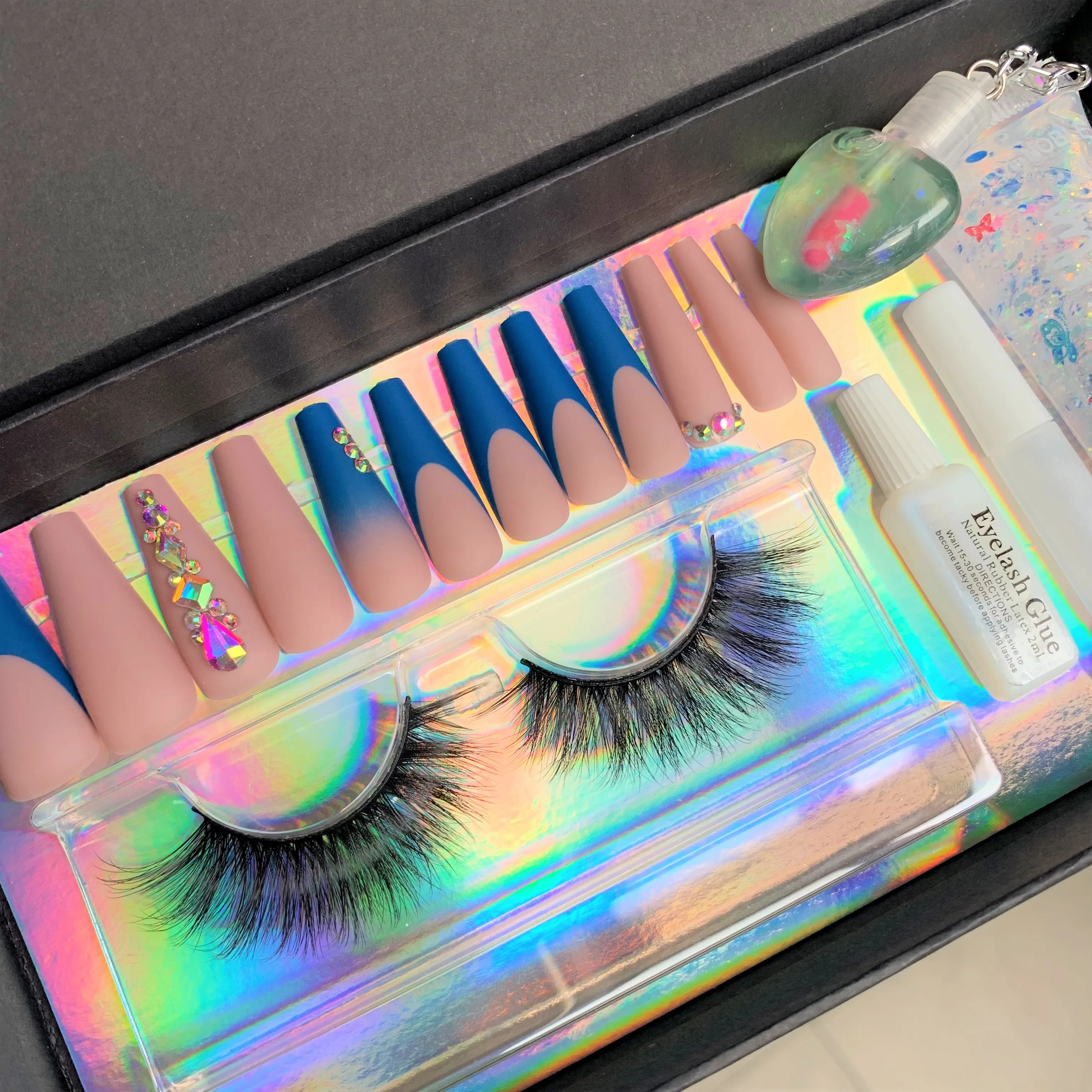 Press On Nail And Lashes Set Box Package Nails Patches Lipgloss Set Volume 3D Faux Mink Eyelashes Kit
