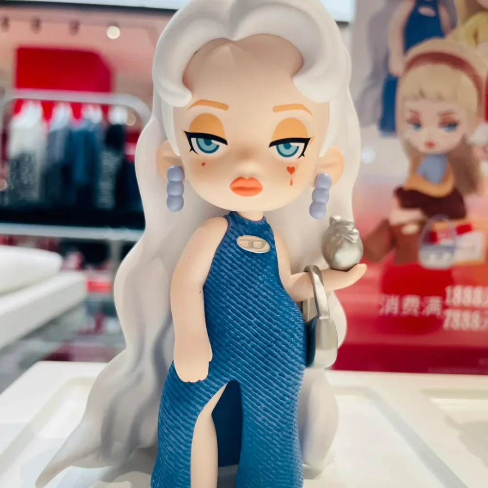 ドロレスブラインドボックスアニメアクションフィギュアかわいい