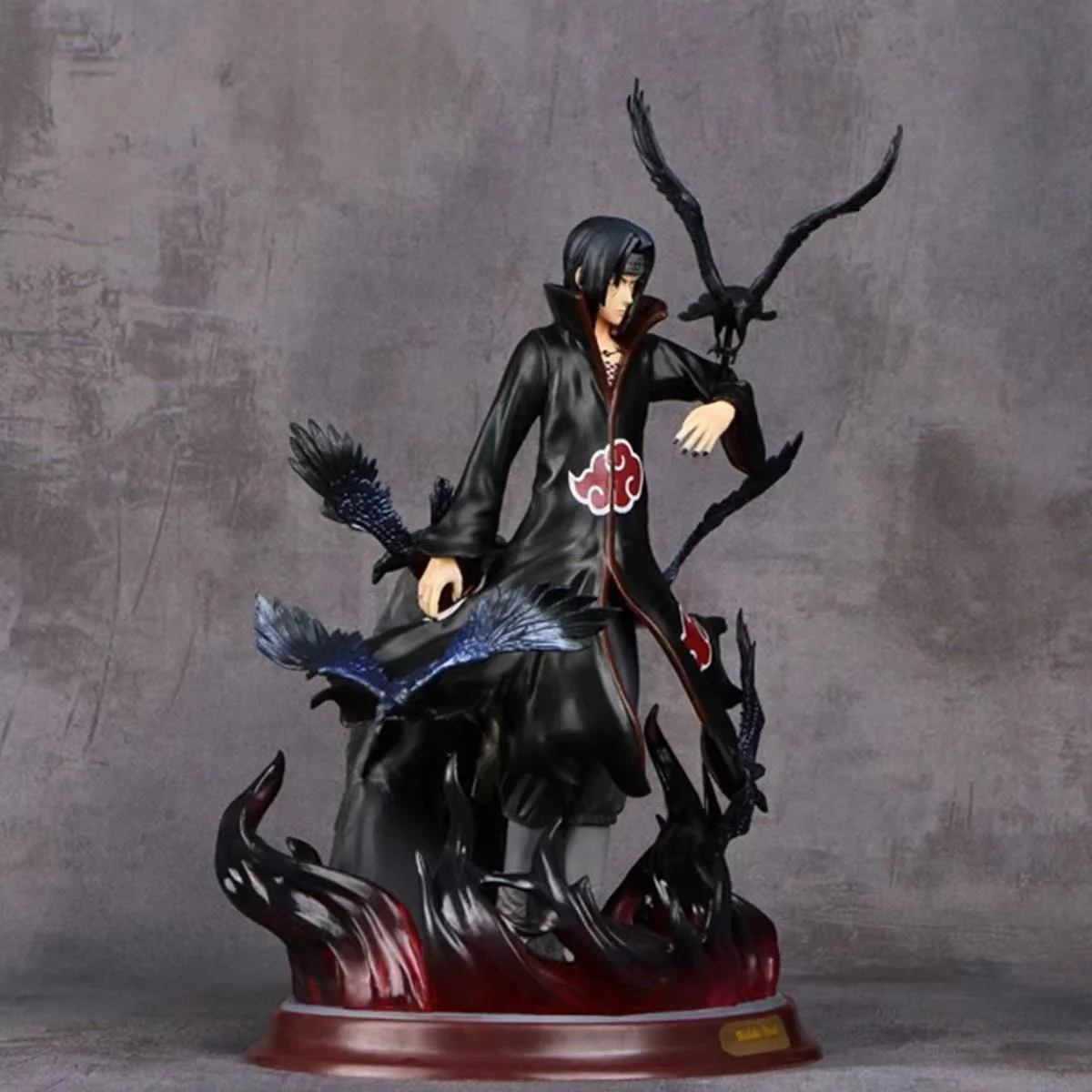 Itachi Figure