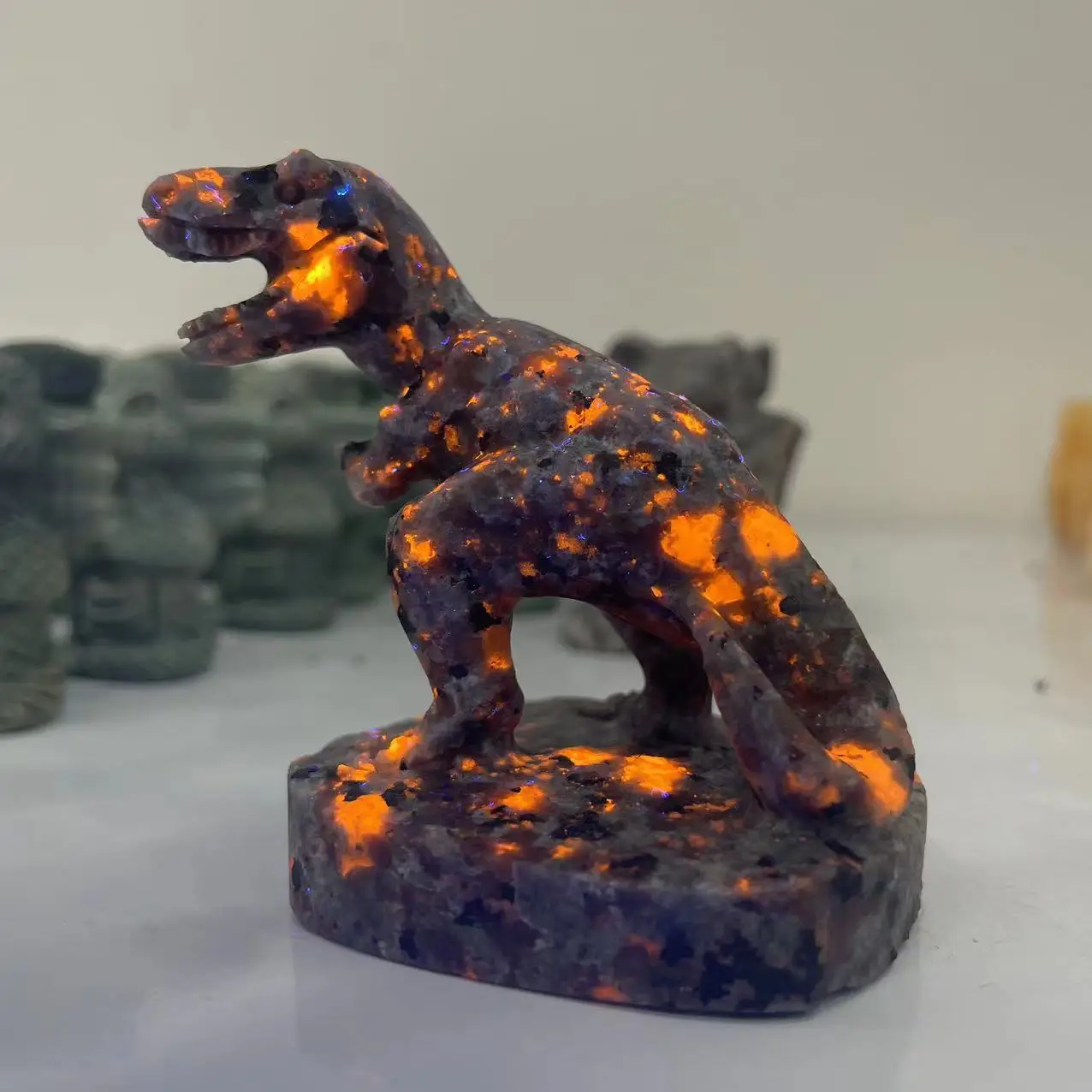 

High Quality Flame Stone Dinosaur Mini Animal Carving For Home Decoration Gifts, Children's Gifts